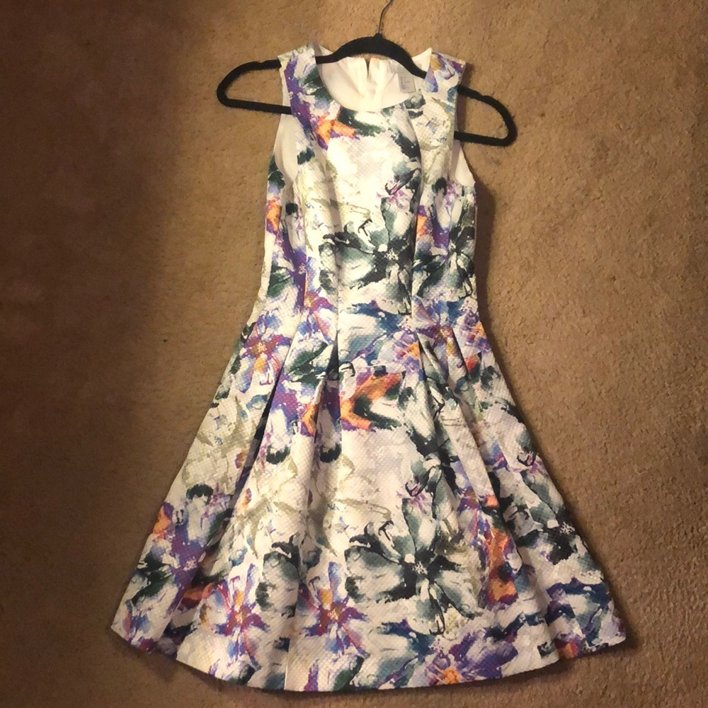 H&M dress with POCKETS!